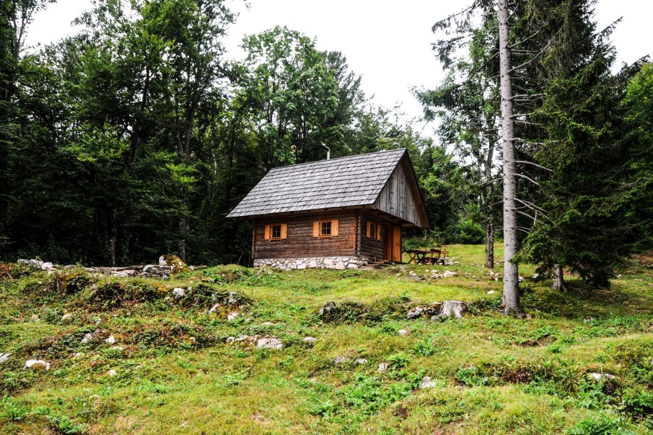 Gorska Hiska Vogar Nad Bohinjskim Jezerom Luaran gambar